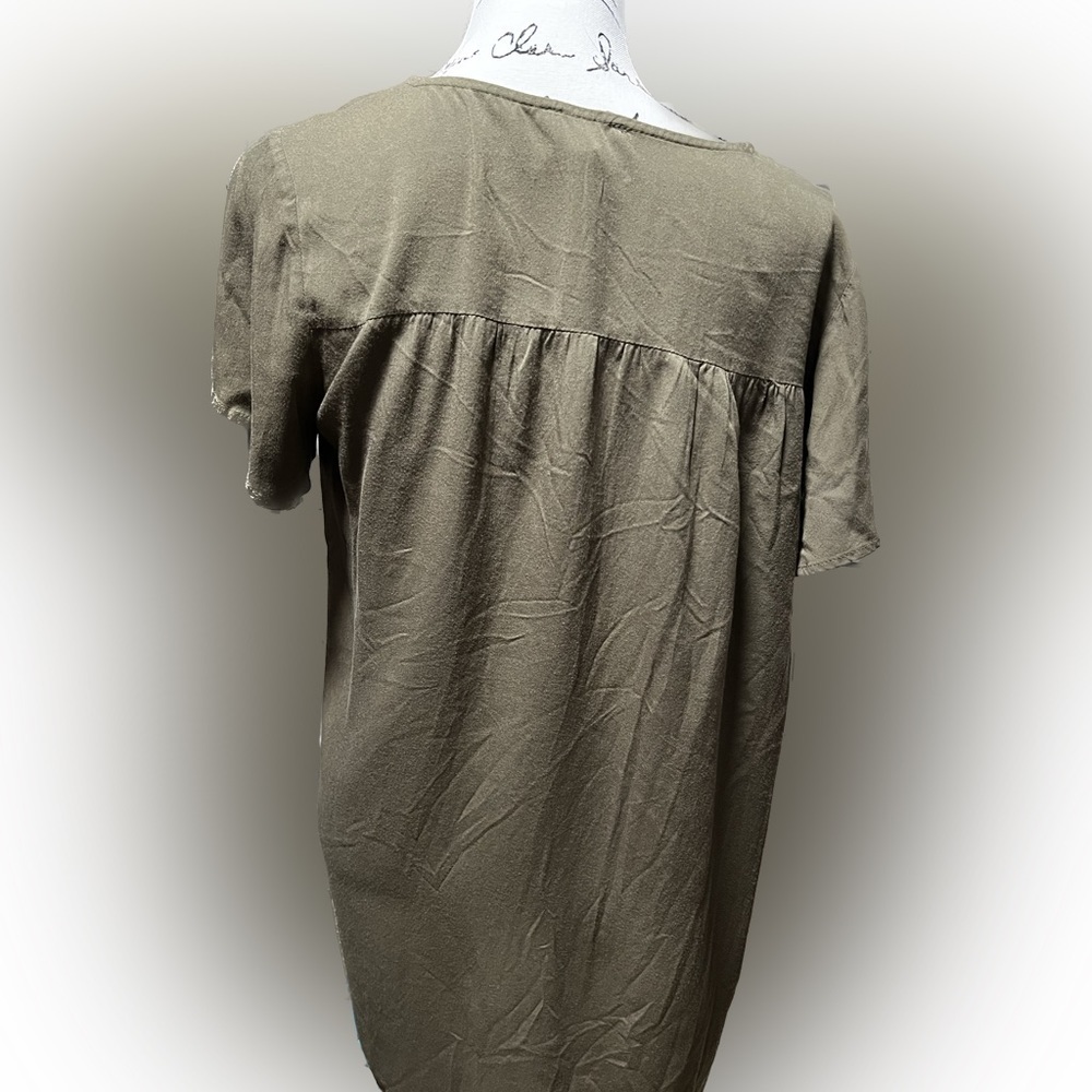 Lumiere dress. Olive. Size M (D2) - Picture 4 of 6
